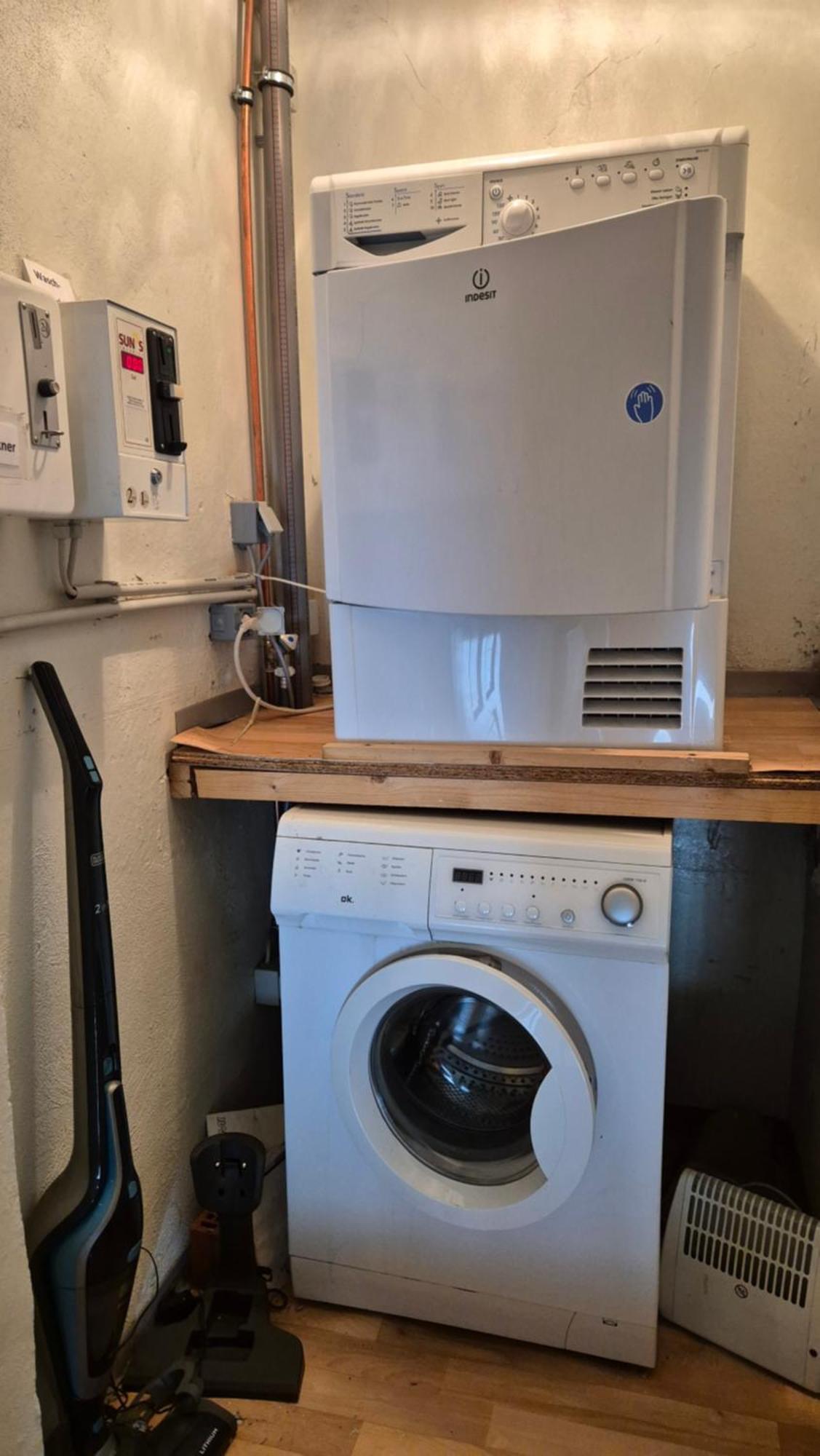 Schillerapartment Hof, Kueche, 24H Digital-Checkin, Parkplatz, Wlan250Mbit 호프 외부 사진