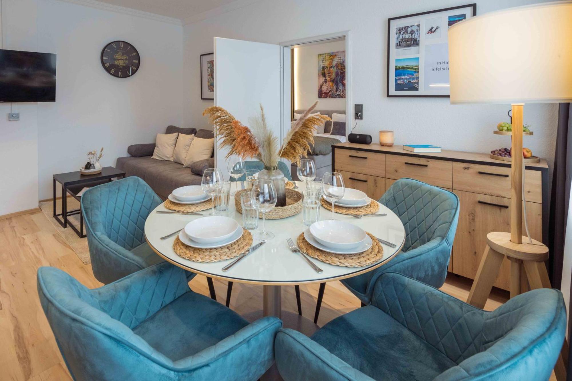 Schillerapartment Hof, Kueche, 24H Digital-Checkin, Parkplatz, Wlan250Mbit 호프 외부 사진