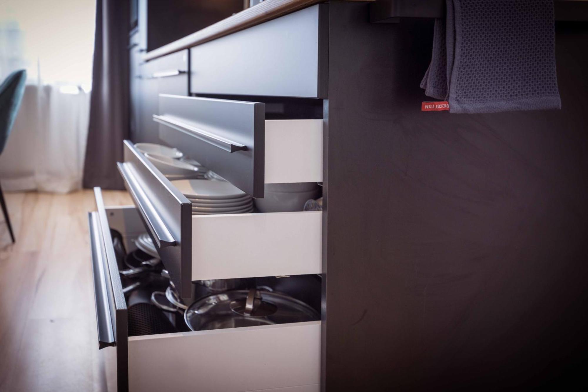 Schillerapartment Hof, Kueche, 24H Digital-Checkin, Parkplatz, Wlan250Mbit 호프 외부 사진